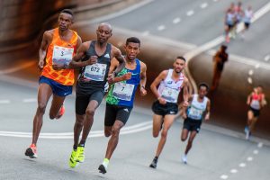 Sebastian Kimaru y Meritxell Soler pulverizan los récords del EDP Medio Maratón de Sevilla