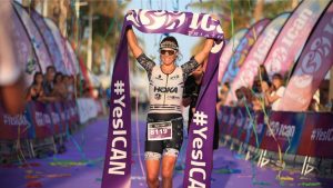 Nacho Villarruel y Tessa Kortekaas, ganadores absolutos del Full ICAN Triathlon Gandia