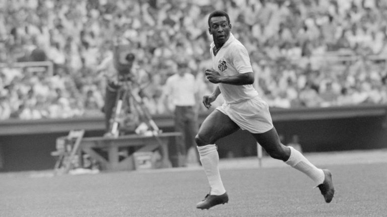 Pelé tenía tiempos de atleta