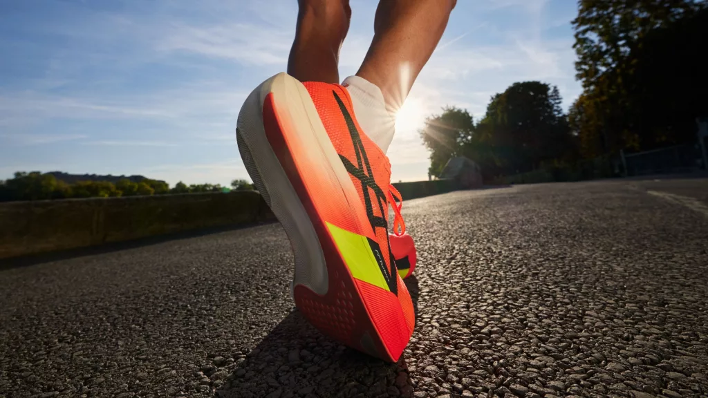 Asics Metaspeed Sky Paris y Metaspeed Edge Paris
