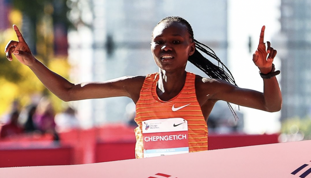 Ruth Chepngetich récord maratón