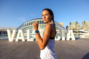 Corredora con el Coros Pace 3 Edición Valencia