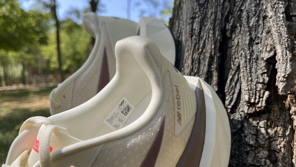 NEW BALANCE REBEL V5