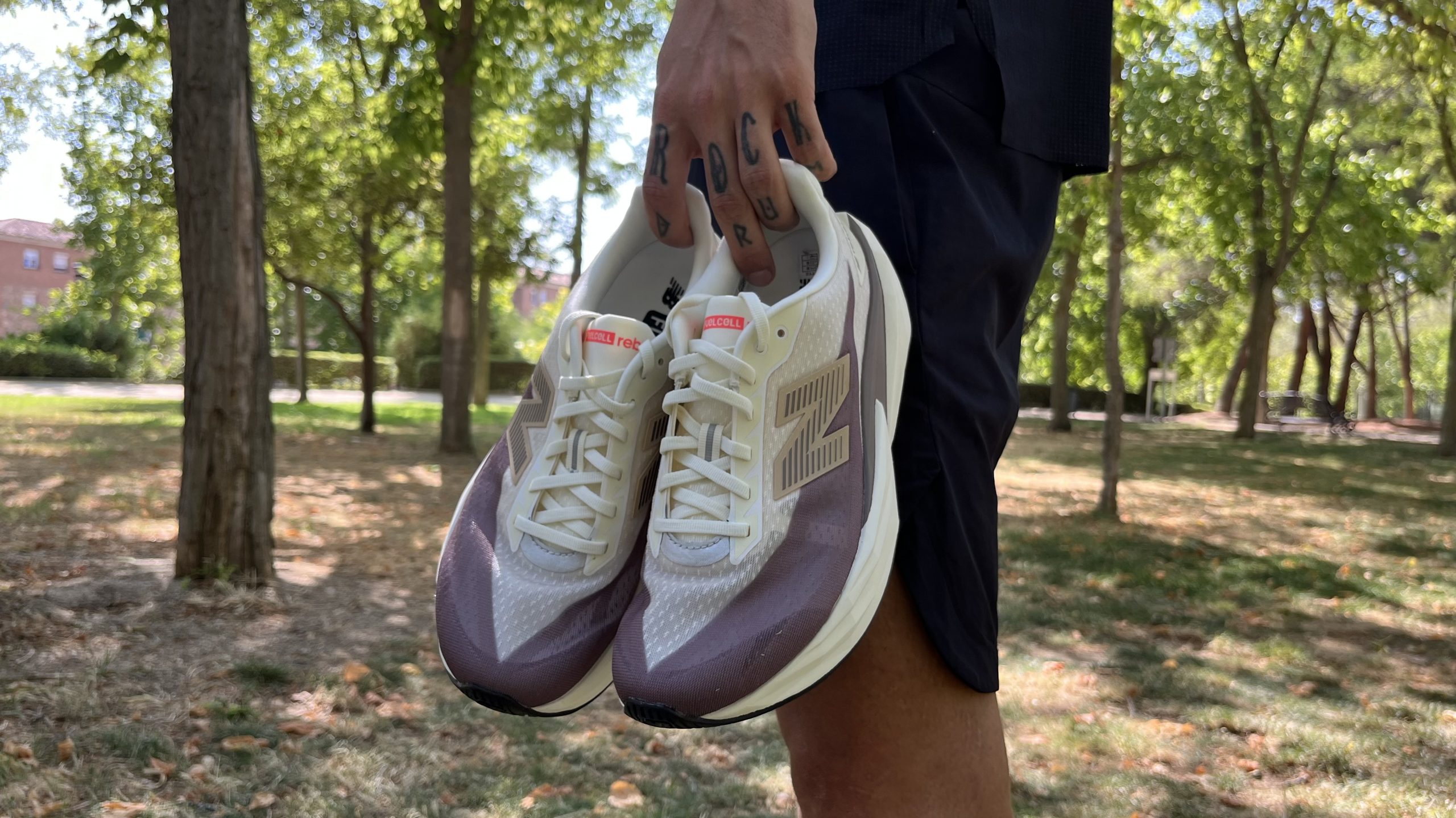 Review New Balance FuelCell Rebel V5: características, opinión y precio