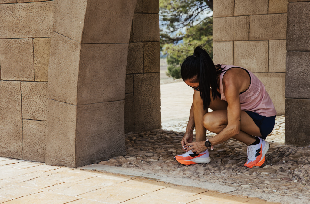 New Balance FuelCell SuperComp EliteV5 Mujer