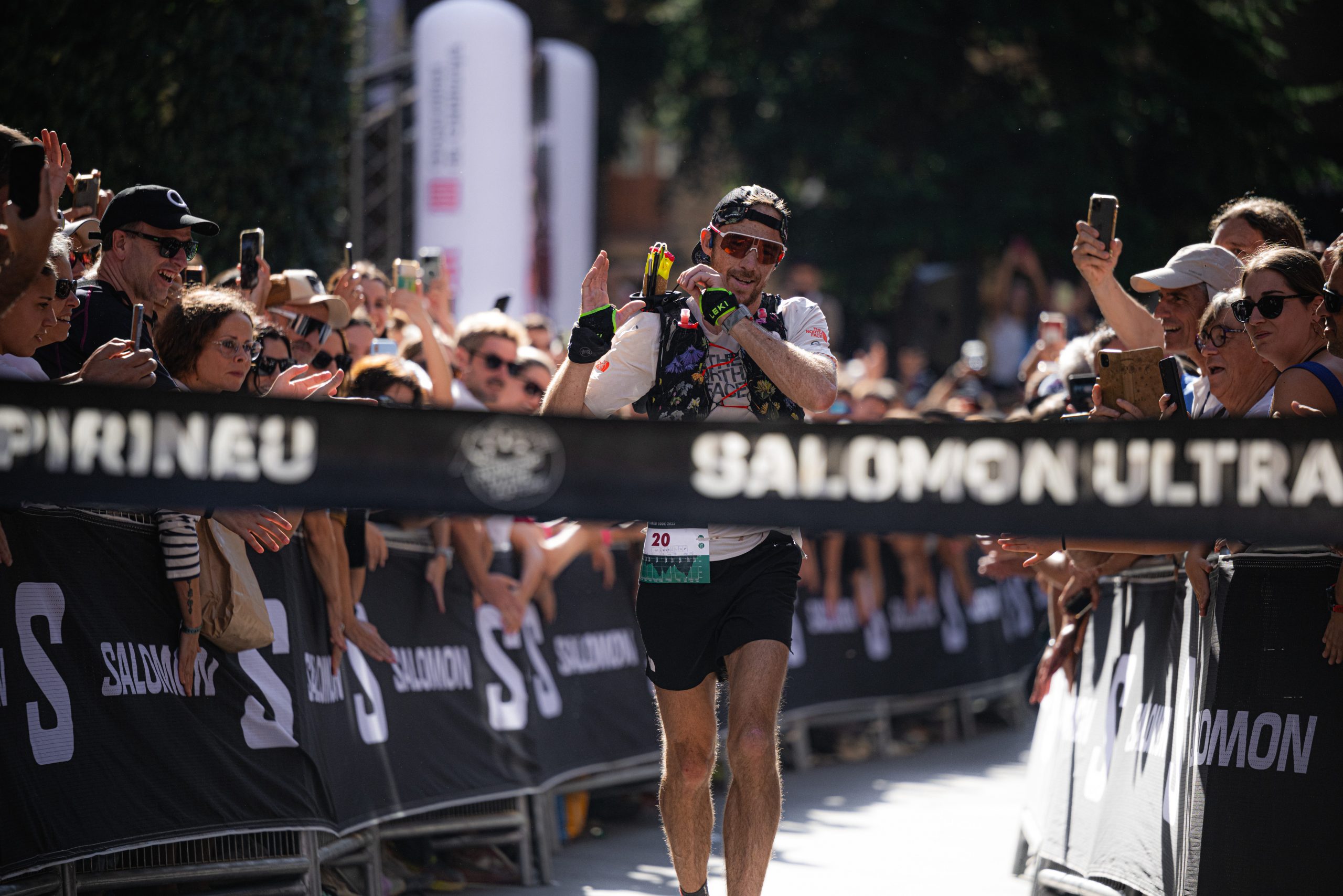 Jonathan Albon y Anna Ongaro ganan Salomon Ultra Pirineu 2025
