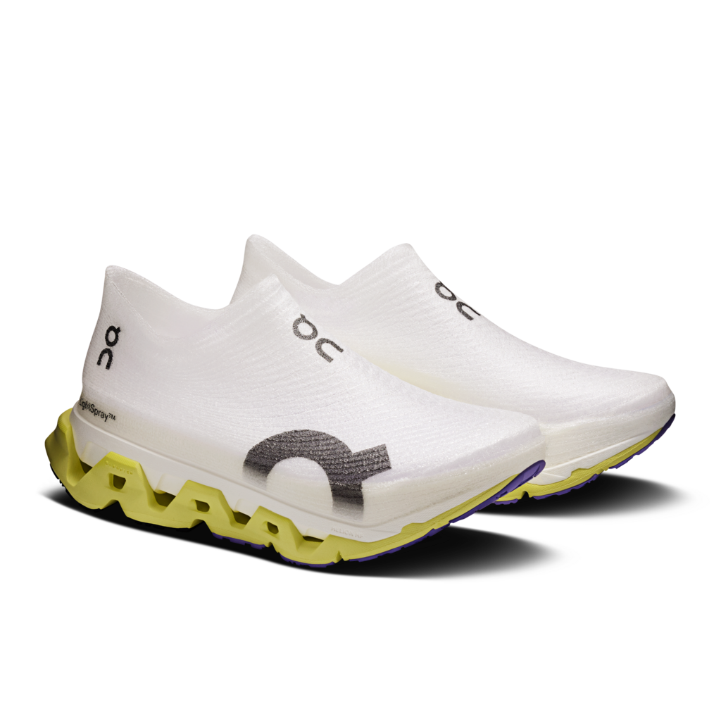 On LightSpray Cloudmonster 3 Hyper: