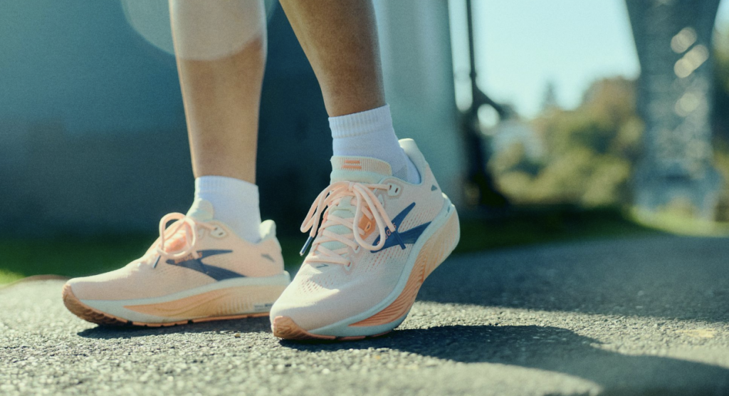 brooks ghost 18