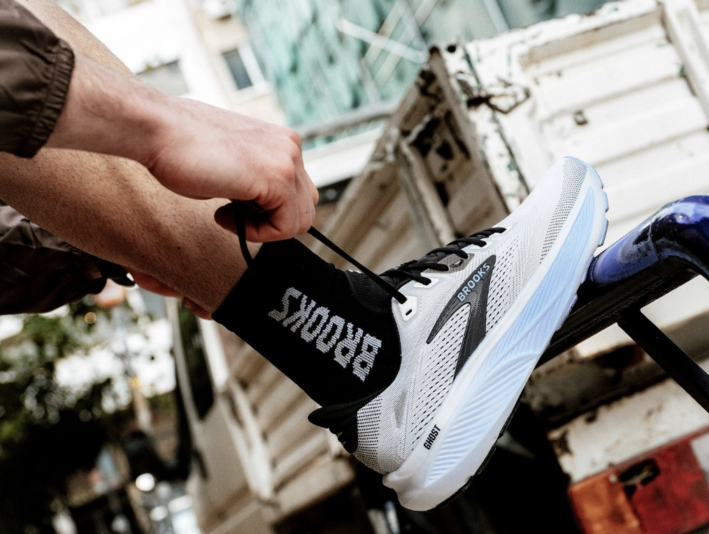 brooks ghost 18