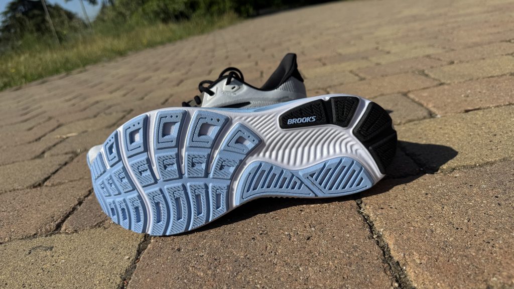suela Review Brooks Ghost 18