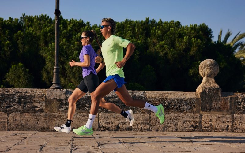 New Balance la liará gorda en Maratón Valencia 2025