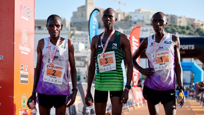 Josphat Mutisya y Maurine Jemutai se imponen en una Ibiza Media Maratón de récords