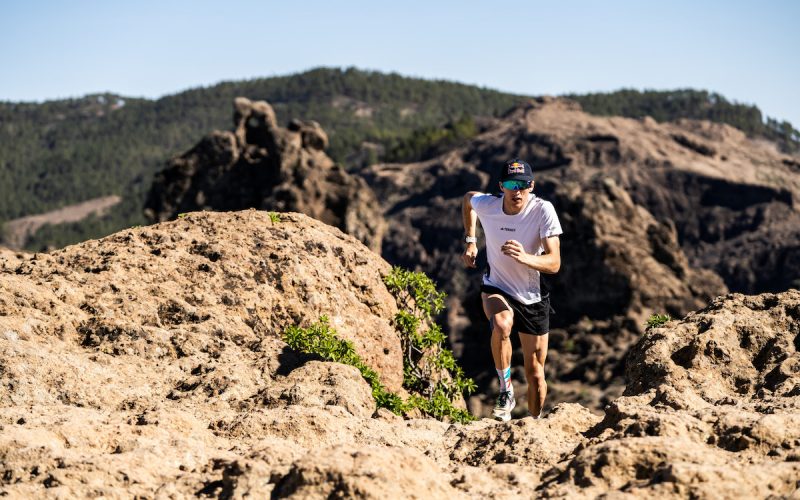 Tom Evans seen at Roque Nublo, Gran Canaria // Ian Corless / Red Bull Content Pool // SI202203100770 // Usage for editorial use only //