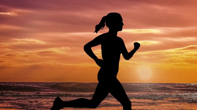 Descubre los beneficios de correr en la arena