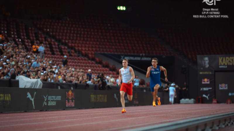 Duplantis derrota a Karsten Warholm en un espectacular duelo de 100m sprint