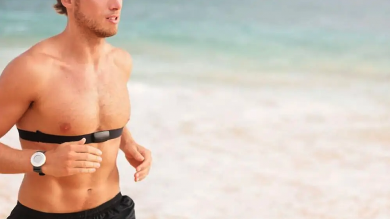 Pulsómetro de pecho vs. de brazo