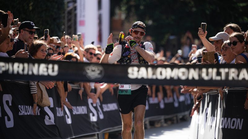 Jonathan Albon y Anna Ongaro ganan Salomon Ultra Pirineu 2025